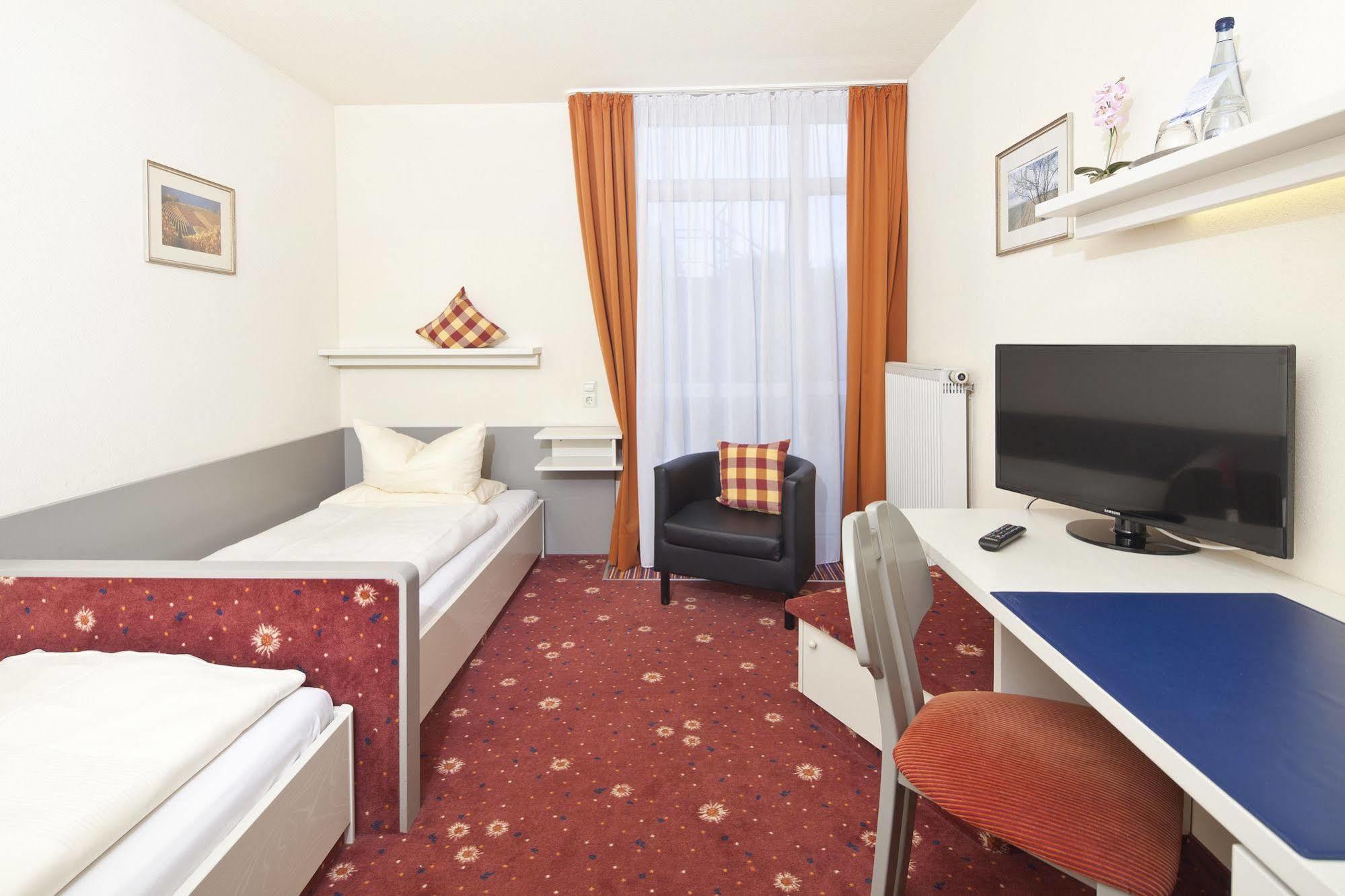 Akzent Hotel Hoehenblick Muehlhausen im Taele Dış mekan fotoğraf